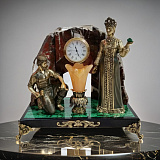 Часы подарочные настольные
